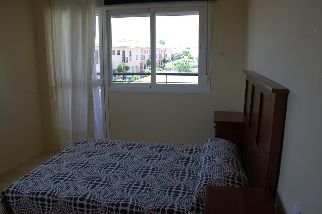 Apartamentos Turisticos Los Girasoles Espartinas Bilik gambar