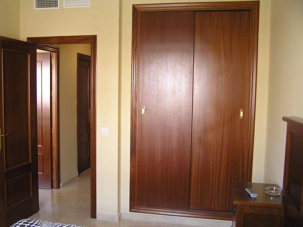 Apartamentos Turisticos Los Girasoles Espartinas Bilik gambar